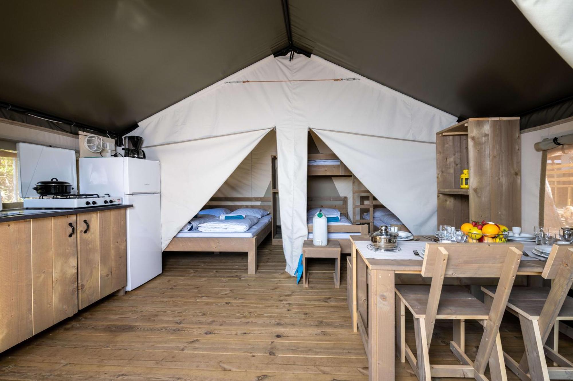 Easyatent Safari Tent Comfort Krk Krk Town Quarto foto